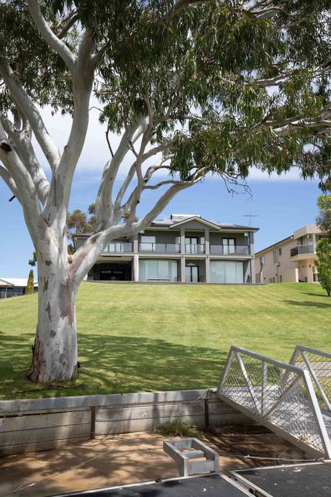 River Devine - Accommodation Kalgoorlie 3