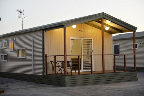 Riverside Cabin Park - Accommodation Kalgoorlie 0