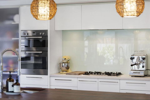 SAFETY BEACH ENTERTAINER - Accommodation Kalgoorlie 3