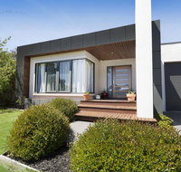 SAFETY BEACH ENTERTAINER - Accommodation Kalgoorlie