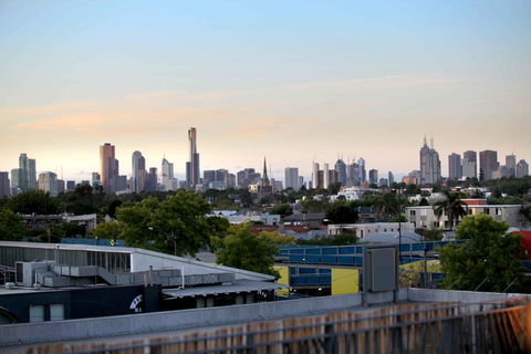 Saint George - The Townhouse - Accommodation Kalgoorlie 0