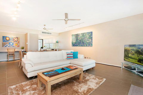 Saltwater Suites - 1,2 & 3 Bed Waterfront Apartments - Accommodation Kalgoorlie 1