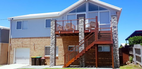 Salty's - Newly Renovated - Accommodation Kalgoorlie 1