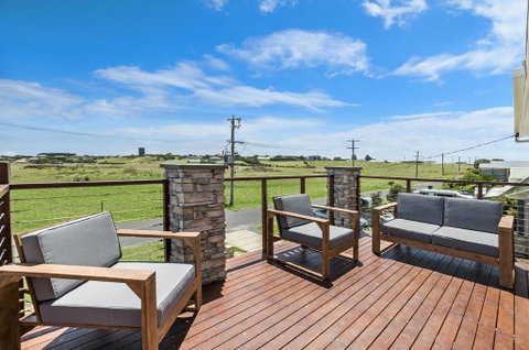 Salty's - Newly Renovated - Accommodation Kalgoorlie 3