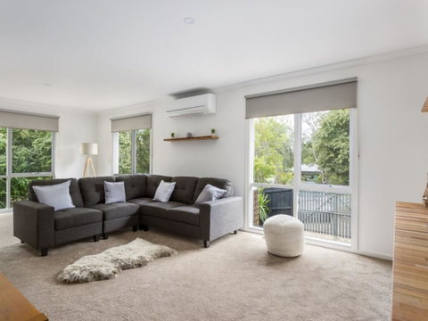 Sand Surf Beach - Beautiful Rye Holiday Home - Accommodation Kalgoorlie 3