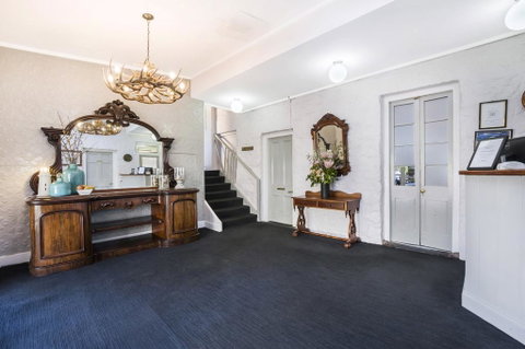 Seacombe House Motor Inn Port Fairy - Accommodation Kalgoorlie 3