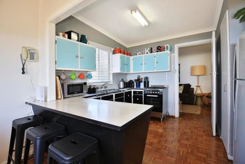 Seakissed Beach House - Accommodation Kalgoorlie 2