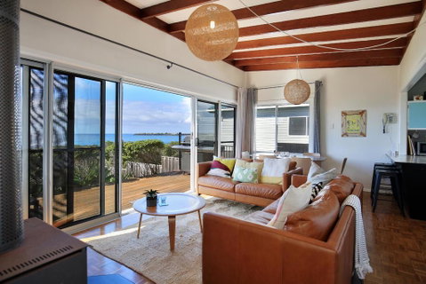 Seakissed Beach House - Accommodation Kalgoorlie 0