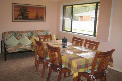 SEASCAPE In NARRAWALLEE - Accommodation Kalgoorlie 3