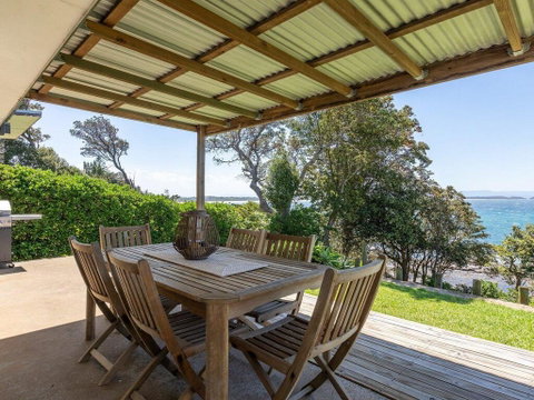 Seaspray On Culburra - Dolphin And Whale Watching - Accommodation Kalgoorlie 0