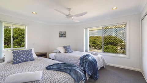 Serendipity - Large Family Home - Accommodation Kalgoorlie 2