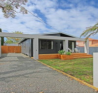 Shady Palms - modern beach house with studio - Accommodation Kalgoorlie