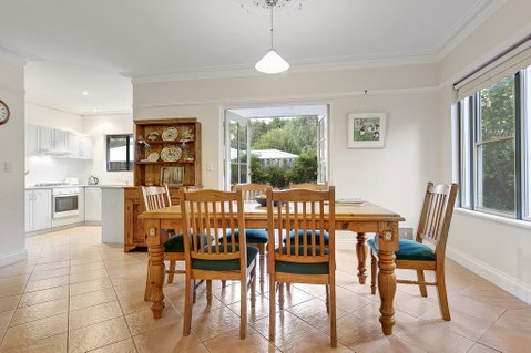 Shady Sheas - Accommodation Kalgoorlie 1