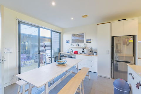 Shore To Relax - Family Or Corporate Bookings Only - Accommodation Kalgoorlie 0