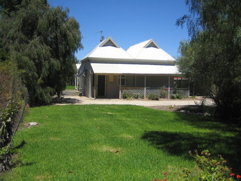 Showgrounds Cottage Naracoorte - Accommodation Kalgoorlie 0