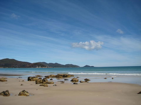 Sisters Beach House - Accommodation Kalgoorlie 0