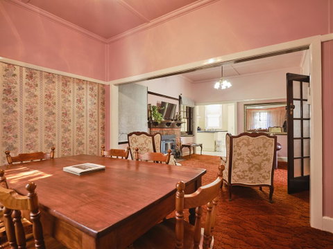 Skymirror Cottage - Accommodation Kalgoorlie 3