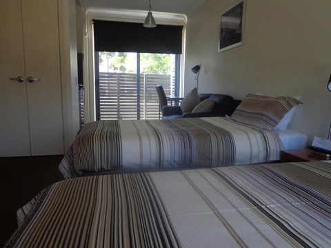 Smart Stayzzz Inns - Accommodation Kalgoorlie 1