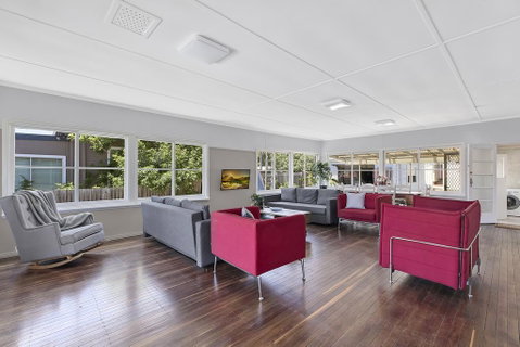 Spacious Living On Victoria - Accommodation Kalgoorlie 2