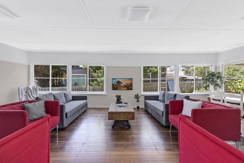 Spacious Living On Victoria - Accommodation Kalgoorlie 0