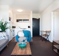 Sprawling City Views and Balcony in Cosy Apartment - Accommodation Kalgoorlie