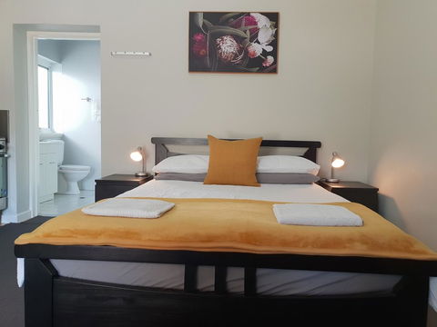 Stirling Apartments - Studio 2 - Accommodation Kalgoorlie 0