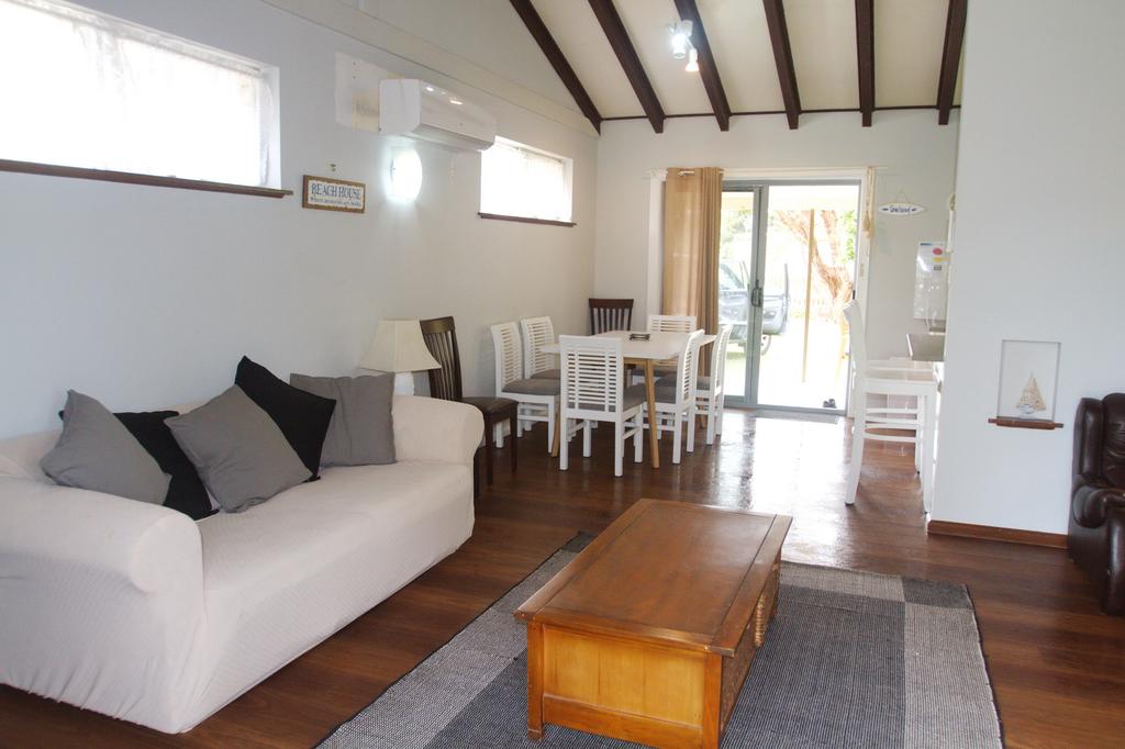 Hat Head NSW Accommodation Kalgoorlie