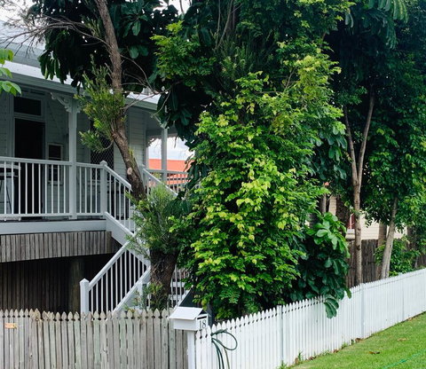 Stranded? Nowhere To Stay? Sanitised Apartment, Sleeps 4, Netflix, Wifi, Pool - Accommodation Kalgoorlie 1