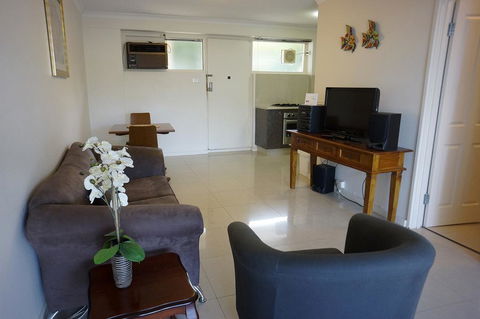 Studio 3 - Ground Floor Fremantle Apartment - Accommodation Kalgoorlie 1
