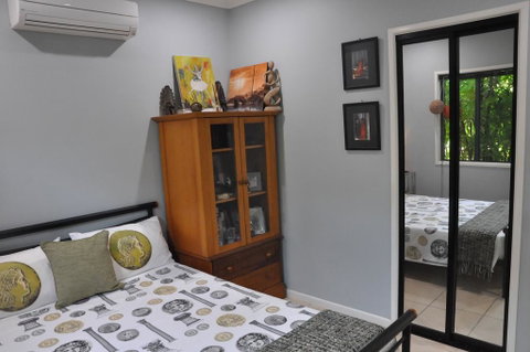 STUNNING MAGNETIC ISLAND HOME,PRIVATE, LARGE POOL,ADULTS ONLY - Accommodation Kalgoorlie 2