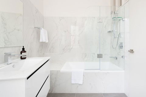 STUNNING SYDNEY HOME 7 - Accommodation Kalgoorlie 3