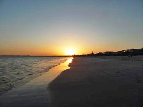 Summer Retreat @ Callala Beach - Accommodation Kalgoorlie 1