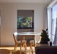 Sun-Drenched 1 Bed Studio Apt Newtown Parking - Accommodation Kalgoorlie