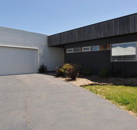 SUNNYSIDE - SURF SIDE - Accommodation Kalgoorlie
