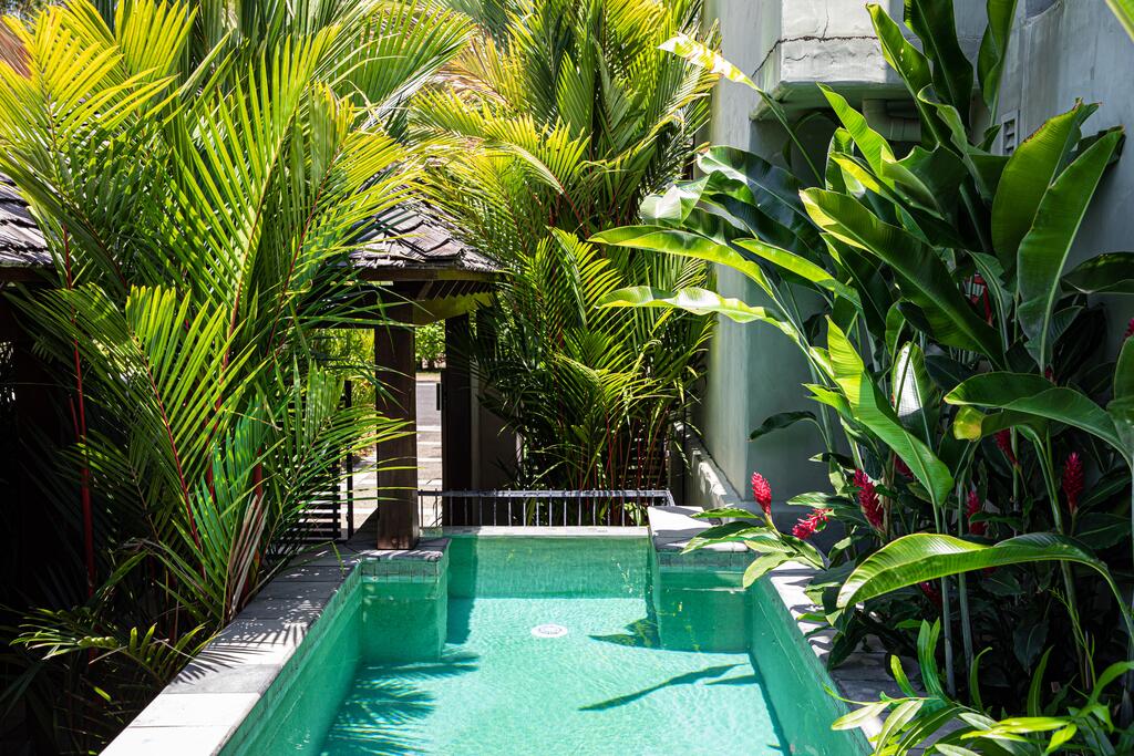 Port Douglas QLD Accommodation Kalgoorlie