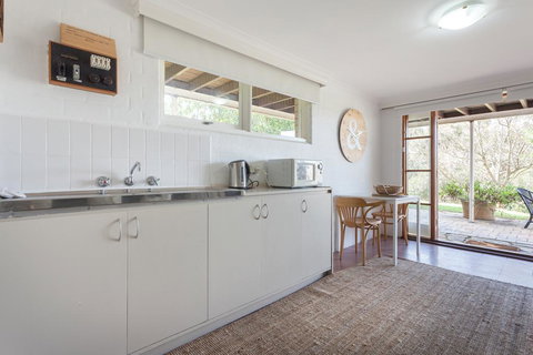 Sunseeker Cottage - Gorgeous Seaside Cottage - Accommodation Kalgoorlie 3
