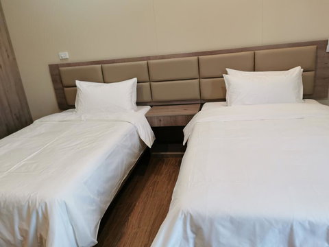 Sunshine Gardens Bourke Resort - Accommodation Kalgoorlie 0
