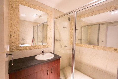 Surfers Del Rey - Accommodation Kalgoorlie 2