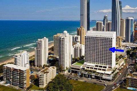 Surfers Paradise Ocean View. Sleeps 4. Free WIFI - Accommodation Kalgoorlie 0
