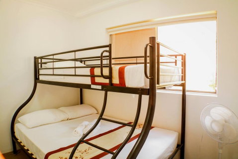 Surfers Riverside - Accommodation Kalgoorlie 3