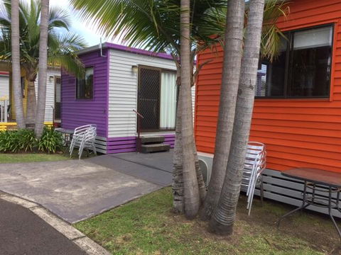 Sussex Palms Holiday Park - Accommodation Kalgoorlie 0