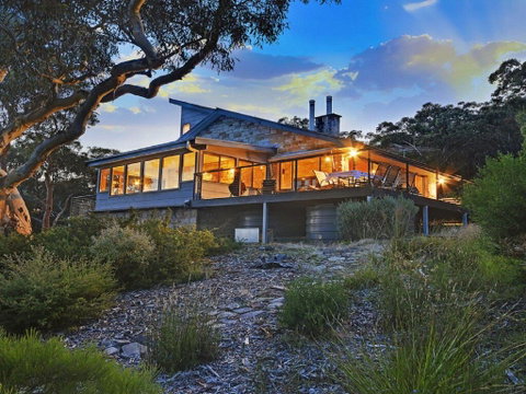 Sydney View - 70km From Sydney, 1000km From Care! - Accommodation Kalgoorlie 3