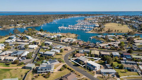 Tanjil - A Stroll From The Water In Paynesville - Accommodation Kalgoorlie 0