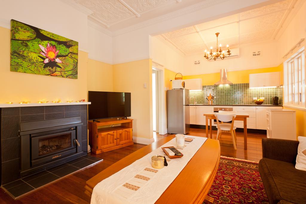 Find Port Douglas QLD Accommodation Kalgoorlie