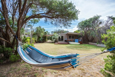 Tasman Surf House - So Close To The Beach - Accommodation Kalgoorlie 0