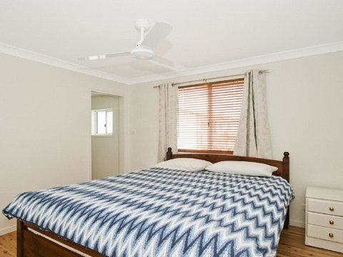 Tea Tree Cottage - Great Yard For Pets And Kids - Accommodation Kalgoorlie 3
