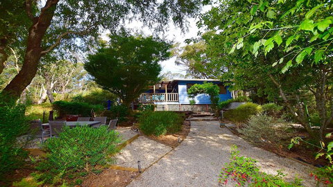 Teach Na Cairde - House Of Friends - Accommodation Kalgoorlie 0