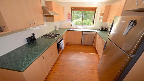 Teach Na Cairde - House Of Friends - Accommodation Kalgoorlie 3