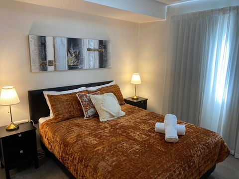 TERRACE LUX FULLY AIR 2 CAR FREE NETFLIX WIFI WINE - Accommodation Kalgoorlie 2