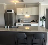 The Baltimore - Family Home Getaway - Accommodation Kalgoorlie